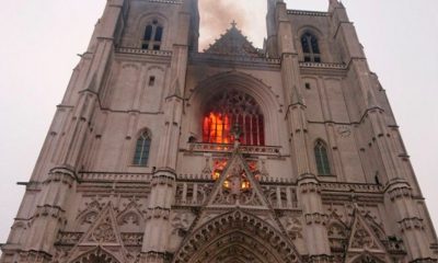 Vuelve a suceder, incendio en la catedral de Nantes