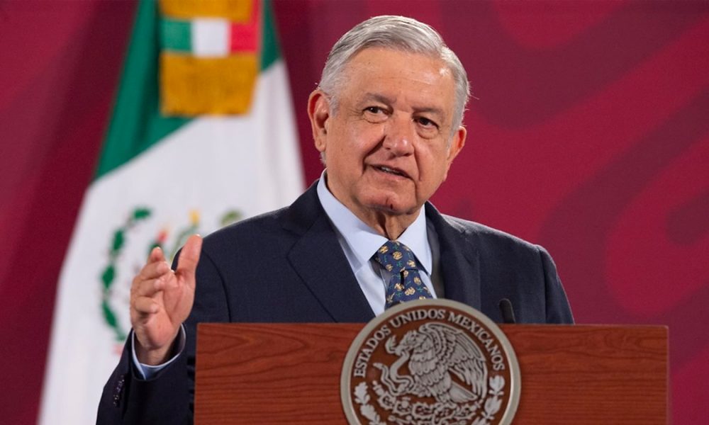 AMLO respondió a la parodia de la “mañanera” de Loret de Mola y Brozo