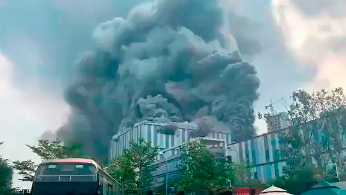 Edificio de Huawei sufre un incendio en Dongguan, CHINA