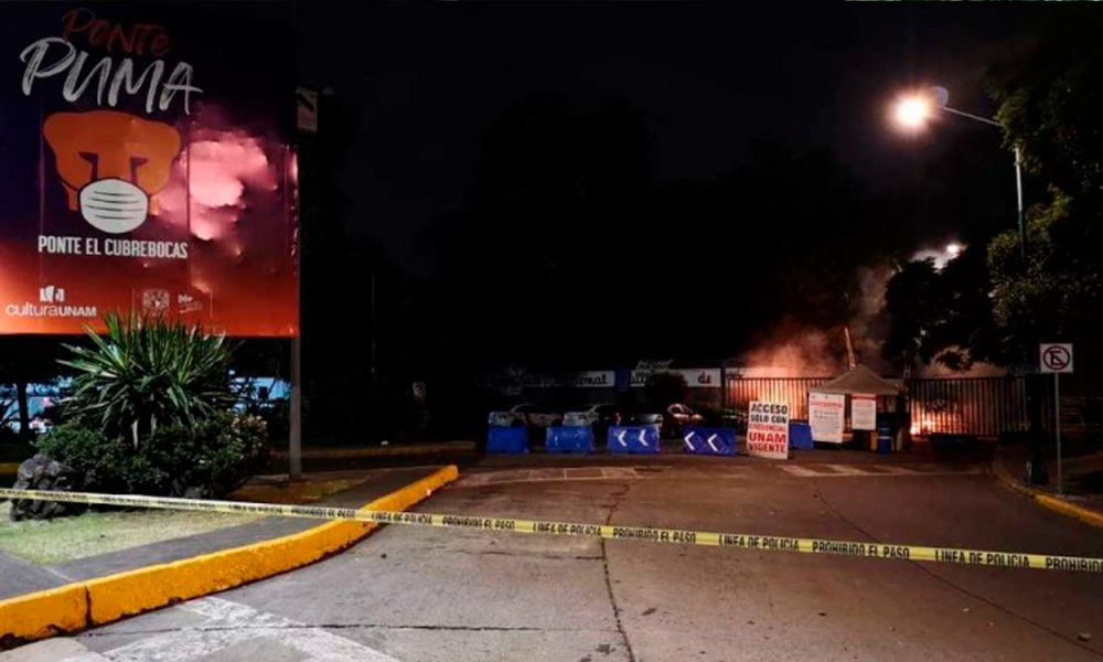 Vandalizan instalaciones de la UNAM en Ciudad Universitaria