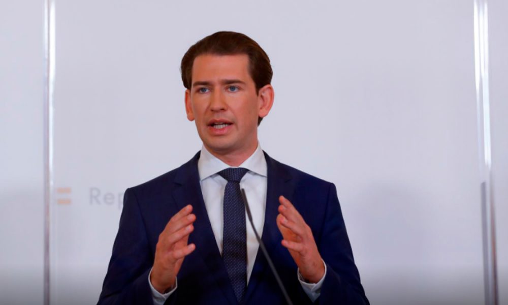 Sebastian Kurz Canciller de Austria establece un toque de queda, cierran bares, restaurantes y hoteles para frenar el rebrote de COVID-19