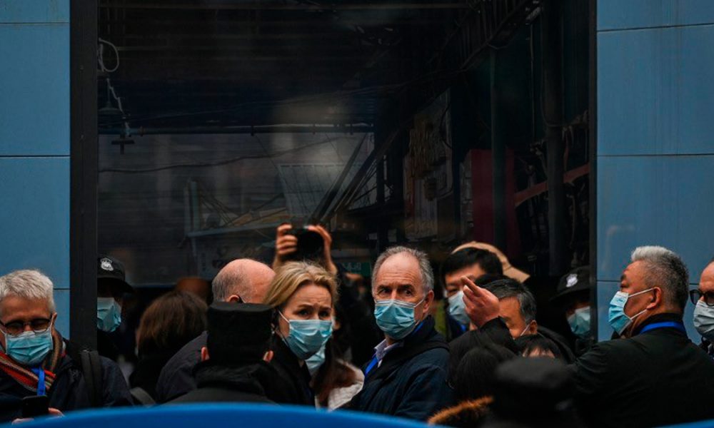 Expertos de la OMS visitan el mercado de Wuhan: Lugar donde inicio el Covid-19