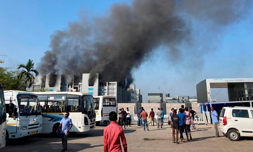 Incendio en la mayor fábrica de vacunas contra el Covid19 del mundo, India